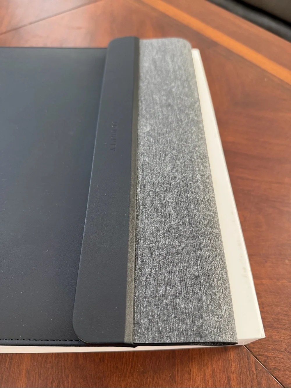 Nexa Gray Laptop Sleeve with Wireless Charging